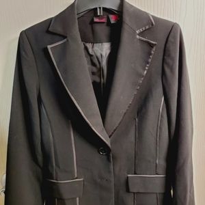 W. Smith Ladies Black Blazer